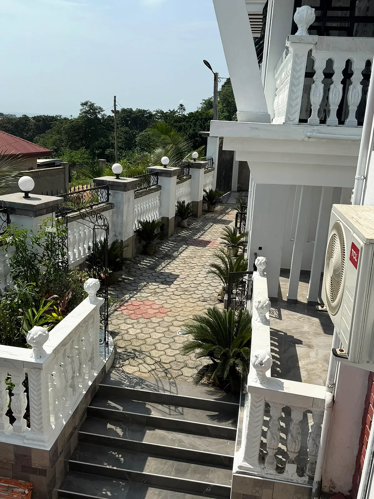 Steps and garden between the terraces